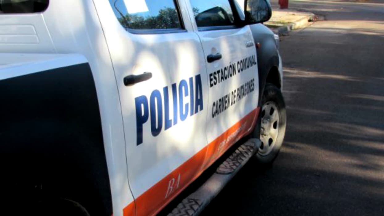 Allanaron una casa en busca de prendas de vestir y encontraron droga