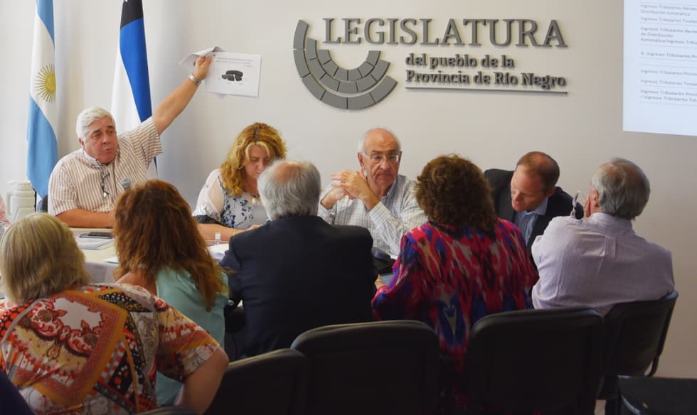 El ministro de Economía presentó en Plenaria de comisiones el Presupuesto 2016