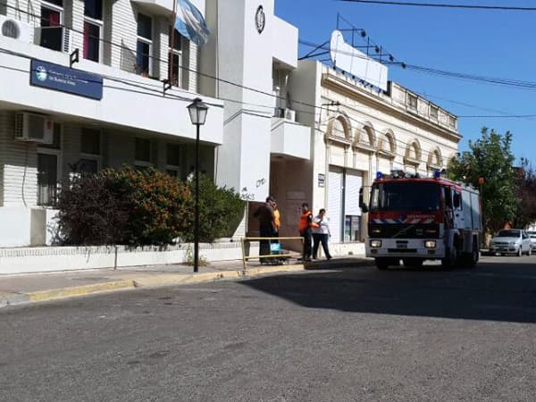 Se incendió parte del Registro Civil de Patagones e investigan las causas del presunto accidente
