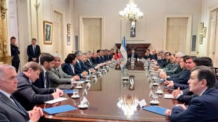 Weretilneck participó junto a otros gobernadores de la reunión con Milei