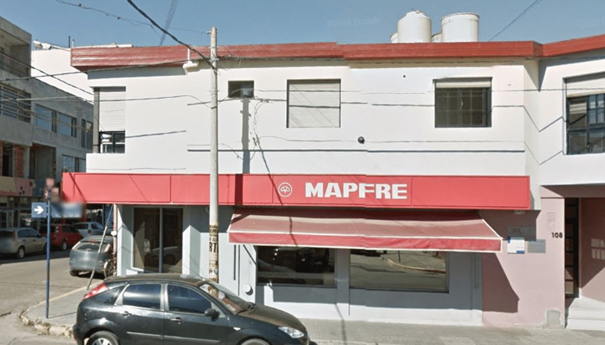 Roban dos computadoras en una aseguradora de Viedma