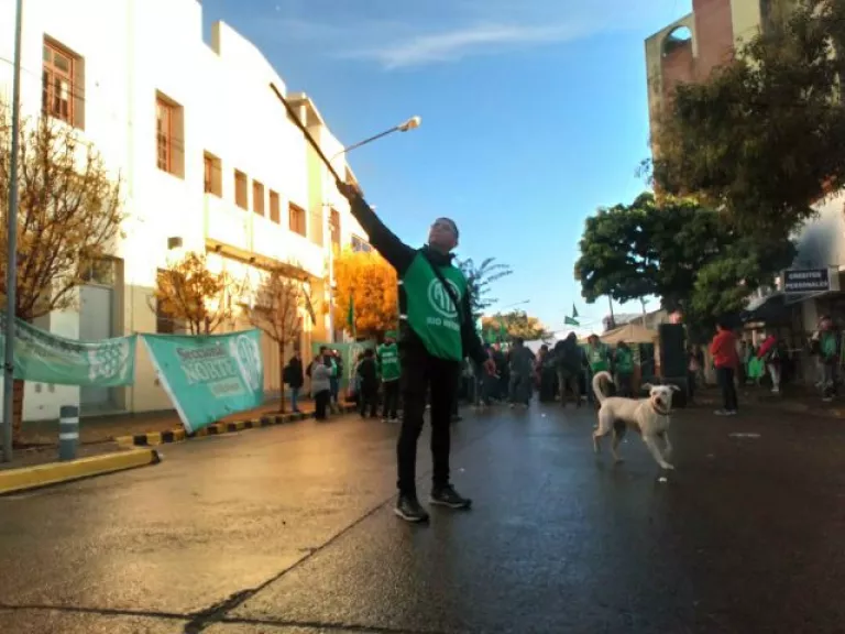 «Tienen que pagar el aguinaldo antes de las fiestas» dice ATE