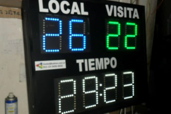 Venden ilegalmente por Facebook un tablero de handball robado el fin de semana en Viedma