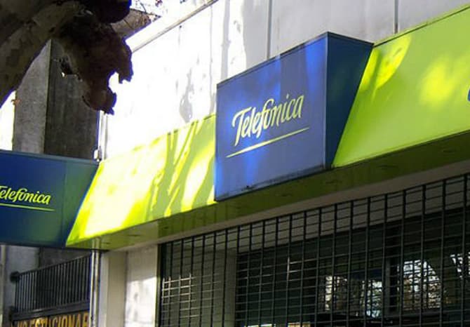 Más de dos millones de pesos de multa contra Telefónica y fuerte sanción contra Musimundo