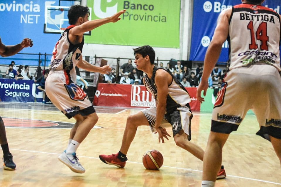 Deportivo Viedma no pudo con Platense en su primer partido de semifinales