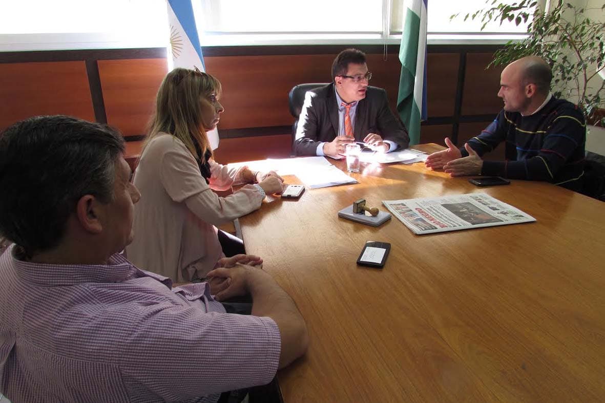 Trabajo y la Cámara de Comercio de Viedma se reunieron por las exigencias que solicita la cartera laboral