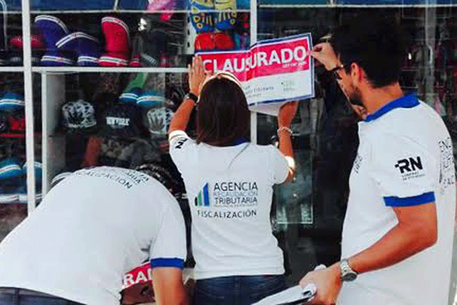 Varios comercios no tienen pago electrónico en Las Grutas, deberán pagar multas de 20 mil pesos
