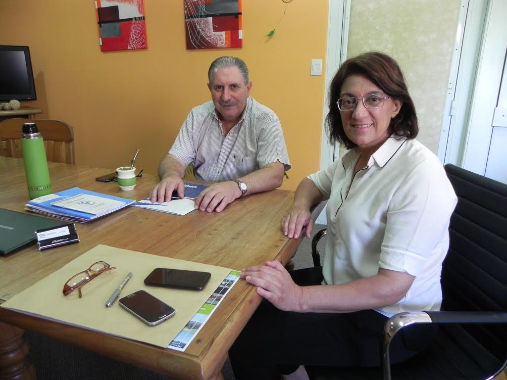 Silva analizó junto a Scalesi el manual de misiones y funciones para porteros de escuelas