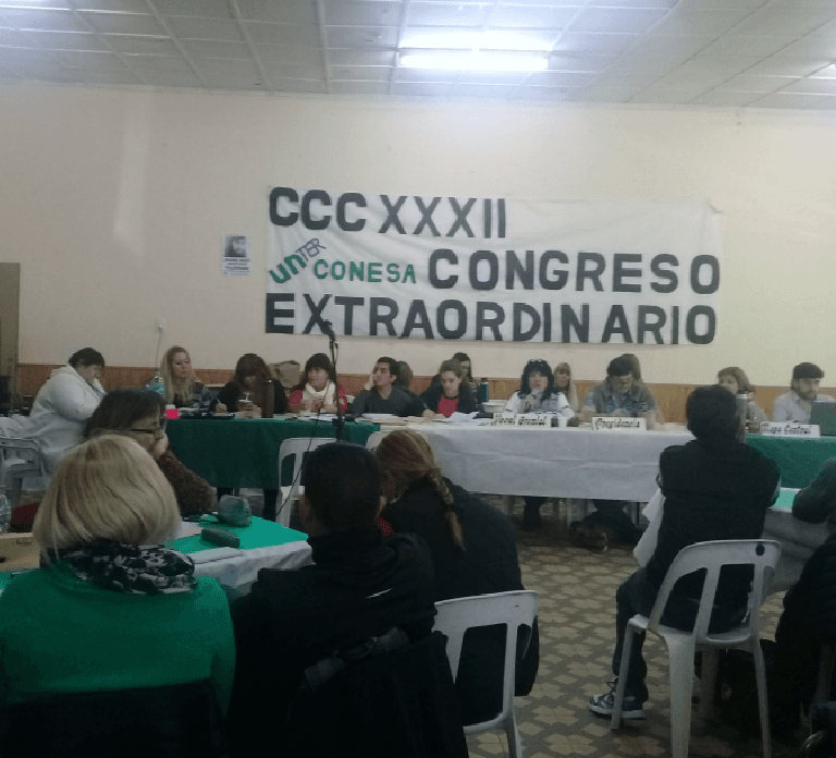 UnTER debatió titularizaciones, ESRN y Salarios en el Congreso Extraordinario en Conesa