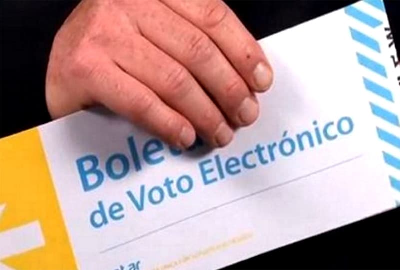 «Sería importante comenzar a analizar la utilización del sistema de Voto Electrónico»