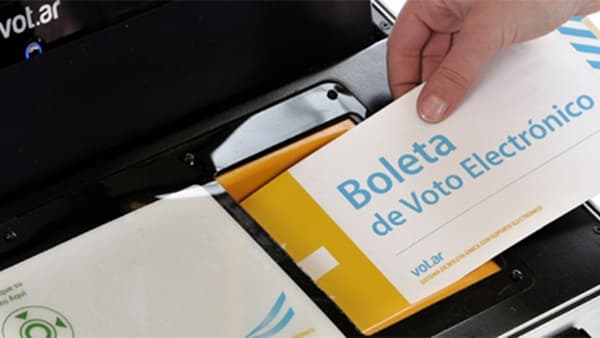 Se debe avanzar con el voto electrónico dice el legislador Ocampos