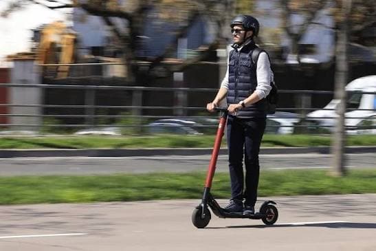 Fue regulado en Viedma el uso de monopatines para mayores de 16 años