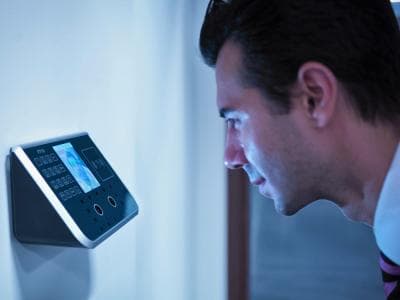 Implementarán en Rio Negro un nuevo sistema de control de asistencia para los empleados públicos con reconocimiento facial y biométrico